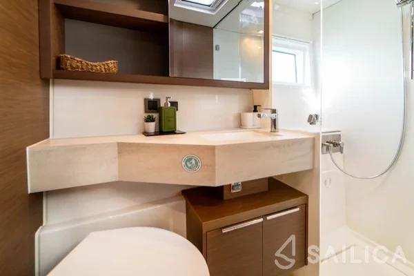 Lagoon 46  - Yacht Charter Sailica