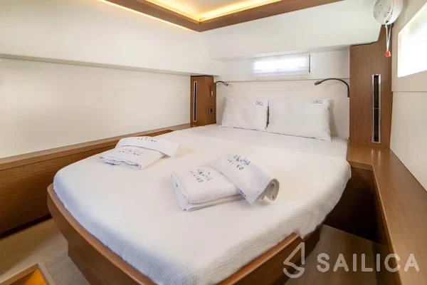 Lagoon 46  - Yacht Charter Sailica