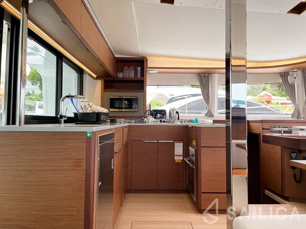 Lagoon 46  - Yacht Charter Sailica