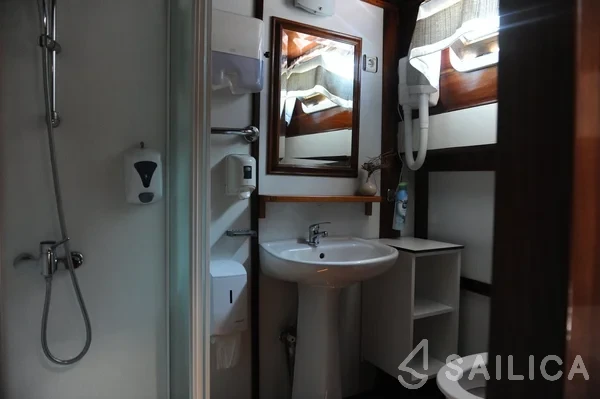 Gulet - Yacht Charter Sailica