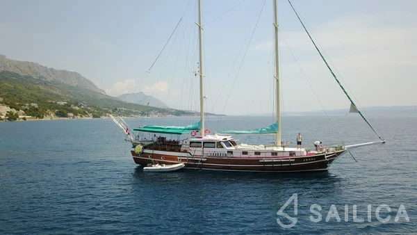 Gulet - Yacht Charter Sailica