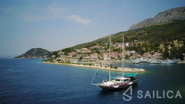 Gulet - Yacht Charter Sailica