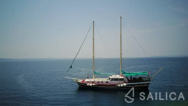 Gulet - Yacht Charter Sailica