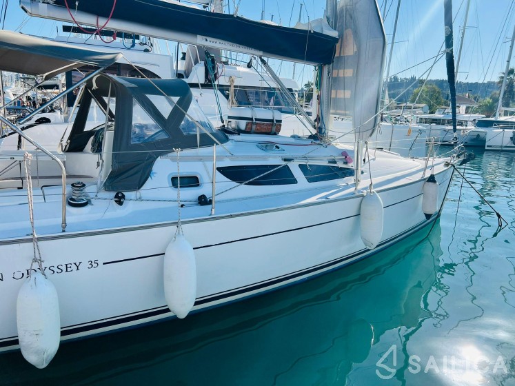 Sun Odyssey 35 - Yacht Charter Sailica