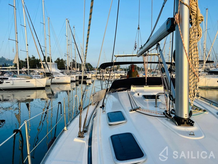 Bavaria 41 - Yacht Charter Sailica