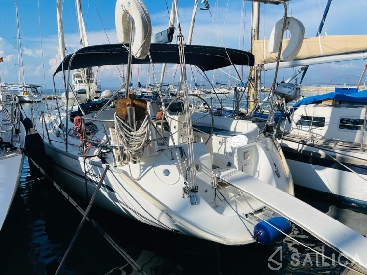 Bavaria 41 - Yacht Charter Sailica