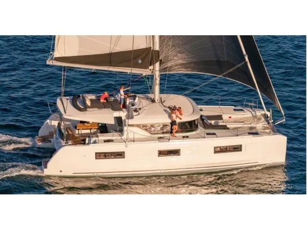 Lagoon 46  - Yacht Charter Sailica