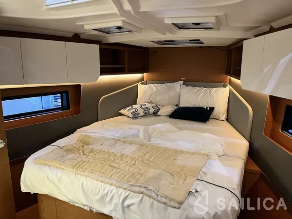 Dufour 41 - Yacht Charter Sailica
