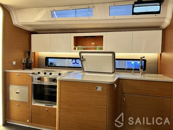 Dufour 41 - Yacht Charter Sailica