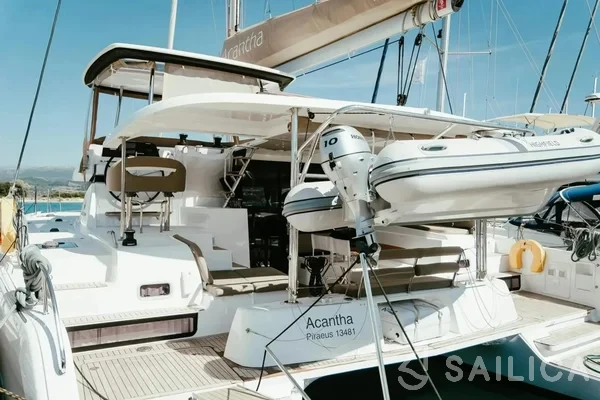 Lagoon 42 - Yacht Charter Sailica