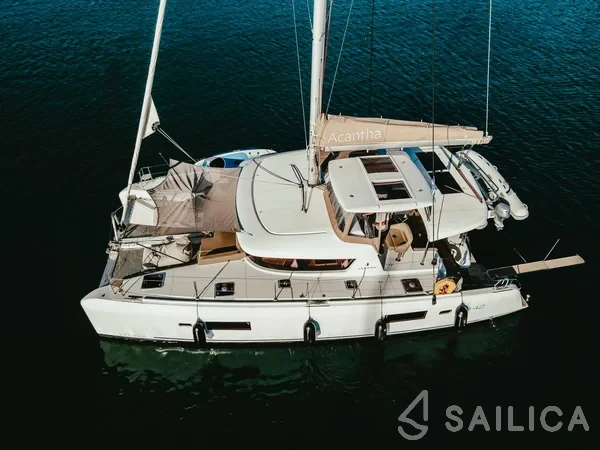 Lagoon 42 - Yacht Charter Sailica