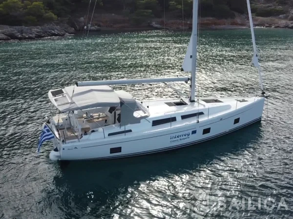 Hanse 418 - Yacht Charter Sailica
