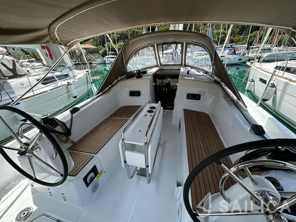 Sun Odyssey 350 - Yacht Charter Sailica