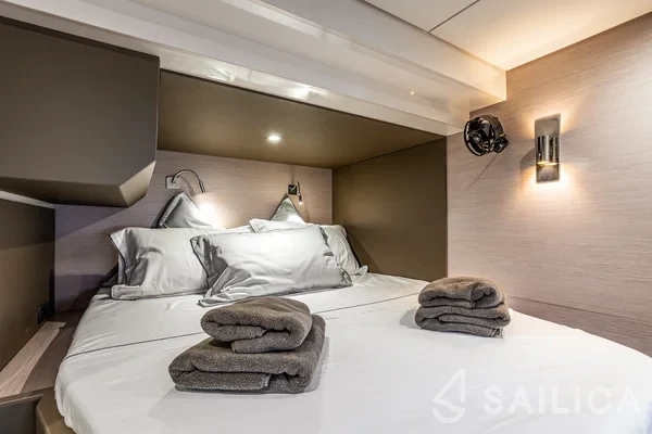 Aventura 14 Power - Yacht Charter Sailica