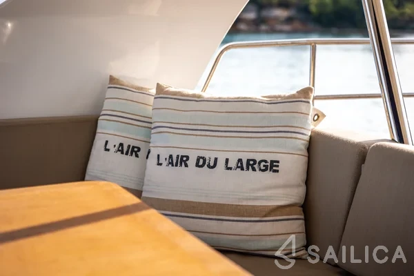 Aventura 14 Power - Yacht Charter Sailica