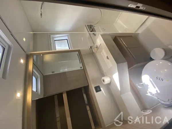 Lagoon 46  - Yacht Charter Sailica