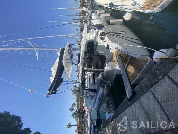 Lagoon 46  - Yacht Charter Sailica