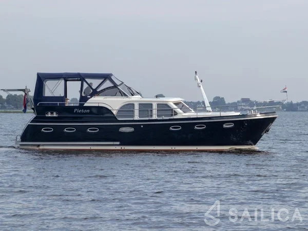 De Drait DeLuxe 42 - Yacht Charter Sailica