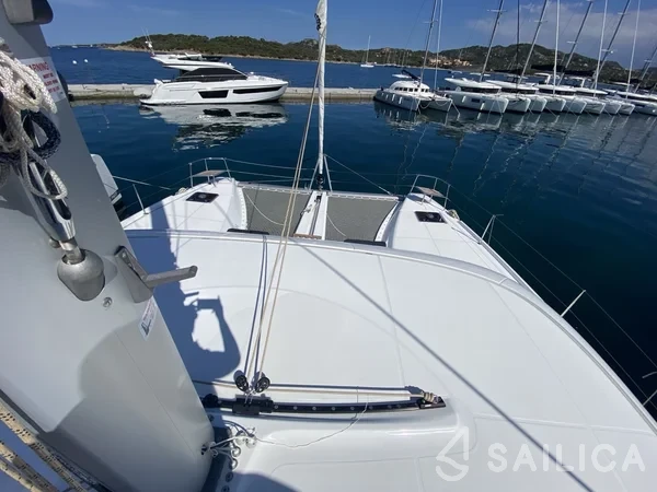 Lagoon 46  - Yacht Charter Sailica