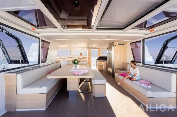 Bali 5.4. - Yacht Charter Sailica