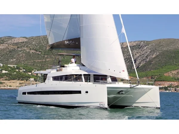 Bali 5.4. - Yacht Charter Sailica