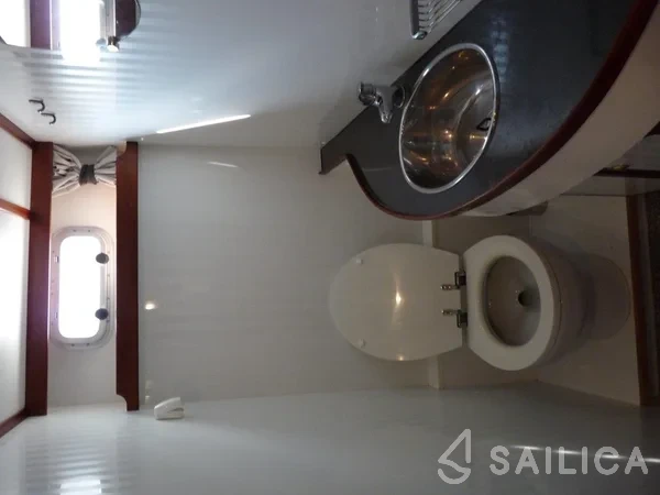 Nowee Novi 42 - Yacht Charter Sailica