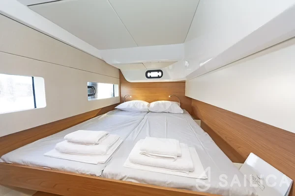 Bali Catsmart - Yacht Charter Sailica