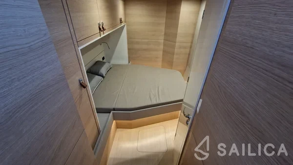 Aventura 45 - Yacht Charter Sailica