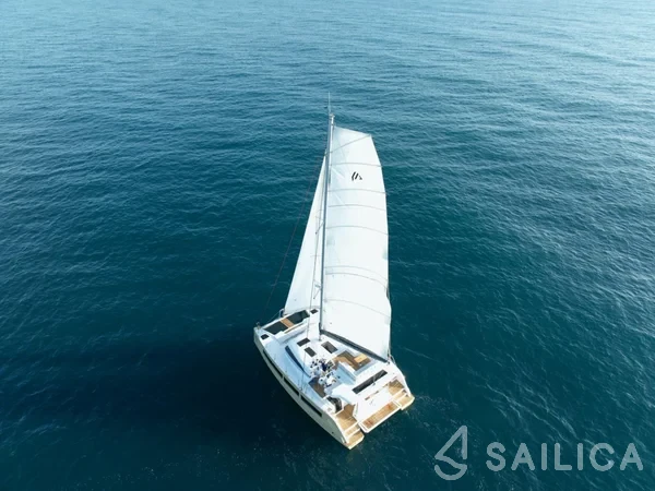 Aventura 45 - Yacht Charter Sailica