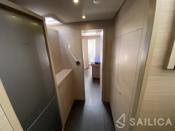 Lagoon 55 - Yacht Charter Sailica