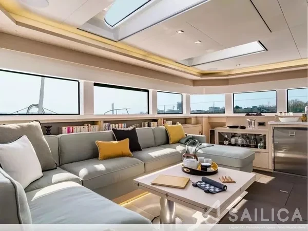 Lagoon 55 - Yacht Charter Sailica