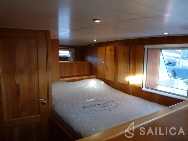 Funcraft 1200 - Yacht Charter Sailica