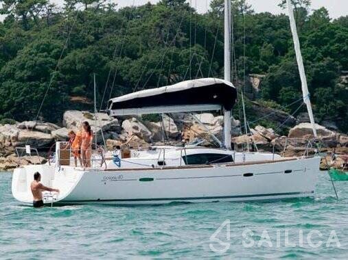 Oceanis 40.1 - Yacht Charter Sailica