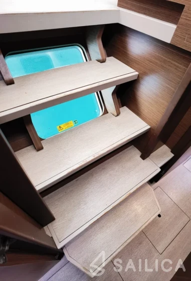 Lagoon 40 - Yacht Charter Sailica