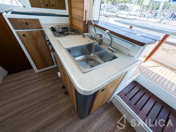 Lagoon 380 S2 - Yacht Charter Sailica