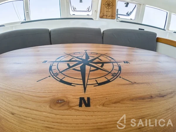 Lagoon 380 S2 - Yacht Charter Sailica