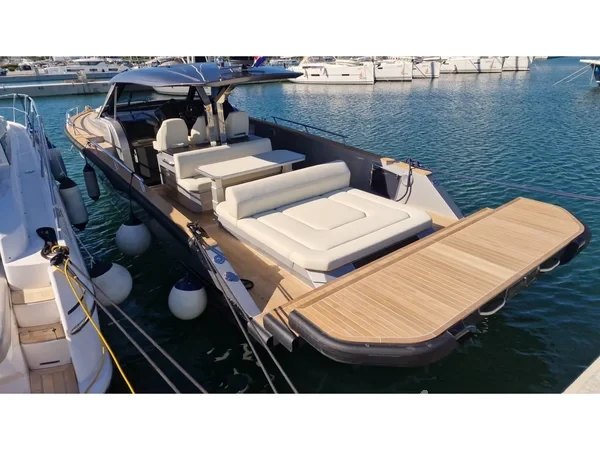 Focus Forza 37 - Yacht Charter Sailica