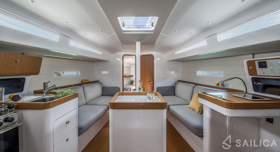 Bavaria 37 Sport - Yacht Charter Sailica