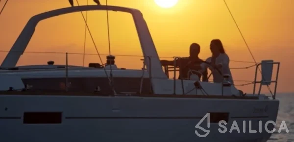 Oceanis 41 - Yacht Charter Sailica