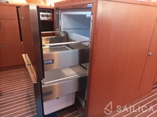 Bavaria C50 - Yacht Charter Sailica