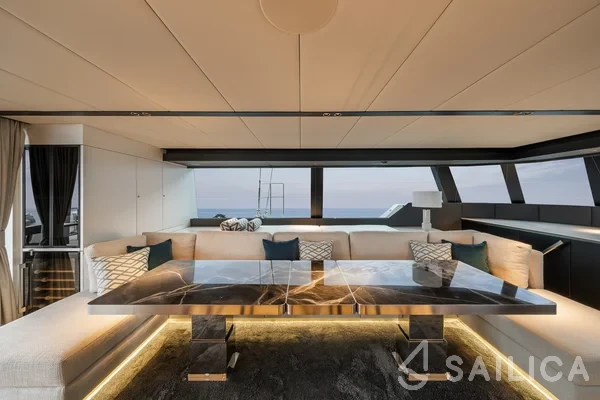 Sunreef 70 - Yacht Charter Sailica