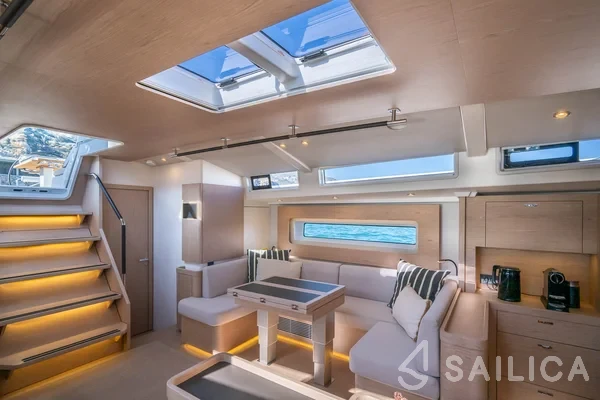 Oceanis 60 - Yacht Charter Sailica