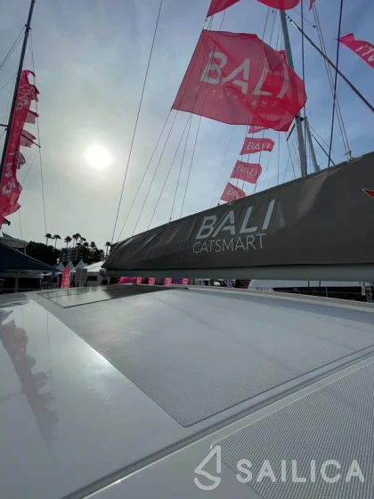 Bali Catsmart - Yacht Charter Sailica