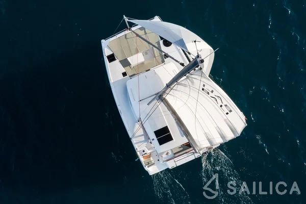 Bali Catsmart - Yacht Charter Sailica