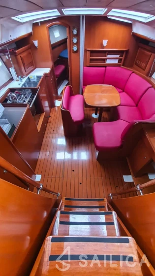 Oceanis 423 Clipper - Yacht Charter Sailica