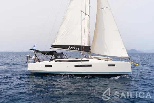 Sun Odyssey 410 - Yacht Charter Sailica