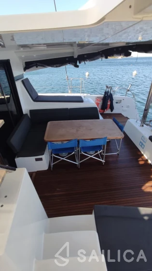 Lagoon 42 - Yacht Charter Sailica