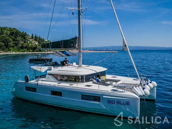 Lagoon 46  - Yacht Charter Sailica