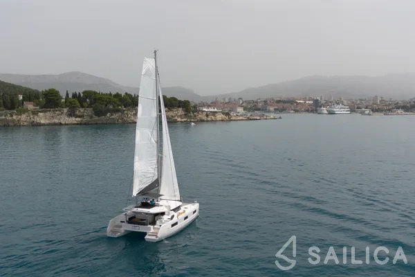 Lagoon 46  - Yacht Charter Sailica