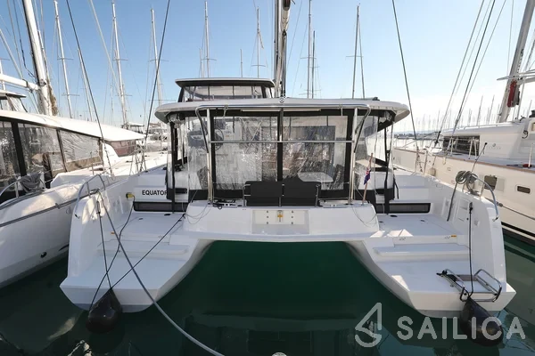 Lagoon 42 - Photo #77 Lagoon 42 - Yacht Charter Sailica